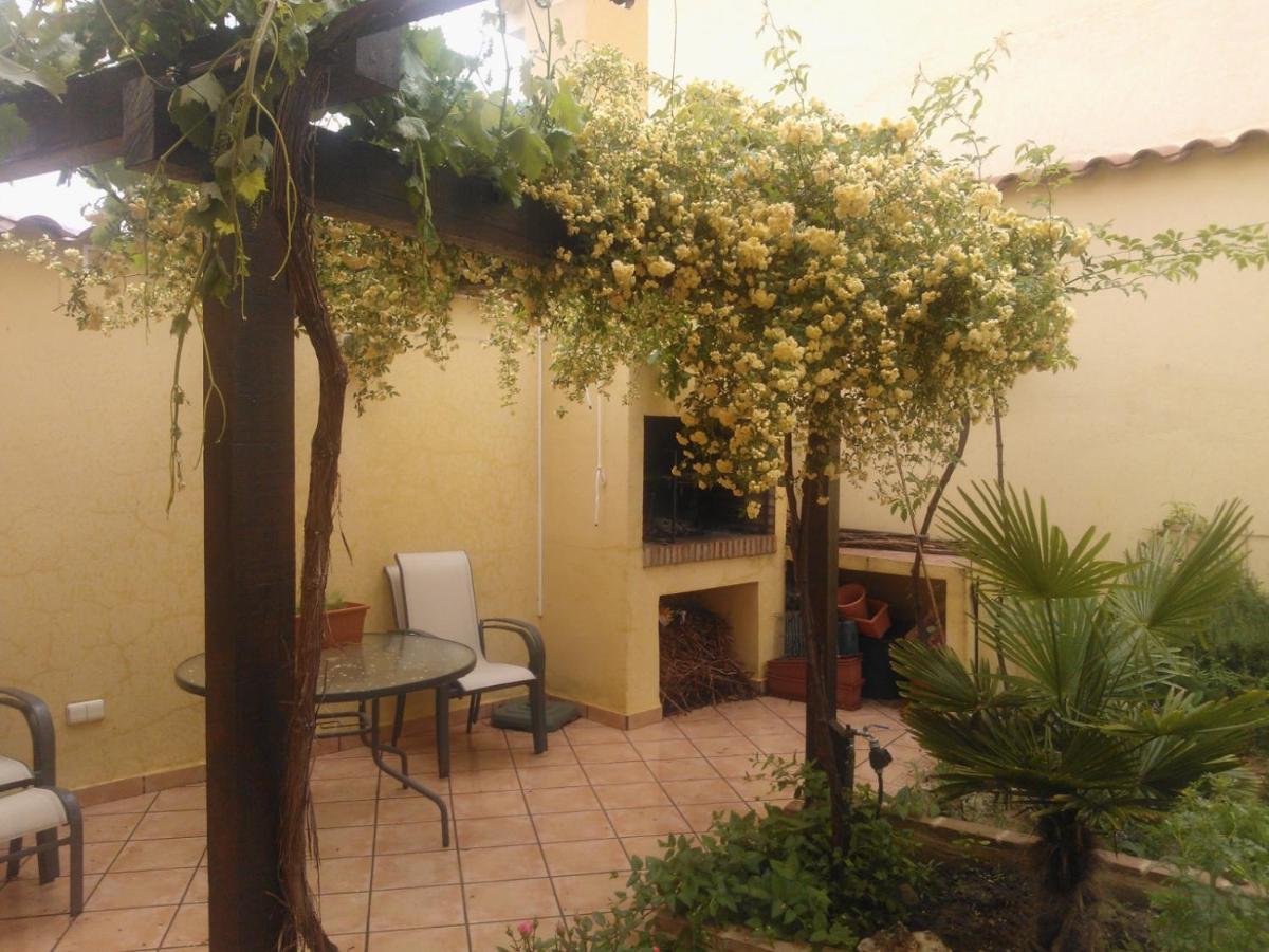 Bed & Breakfast Altozano De *